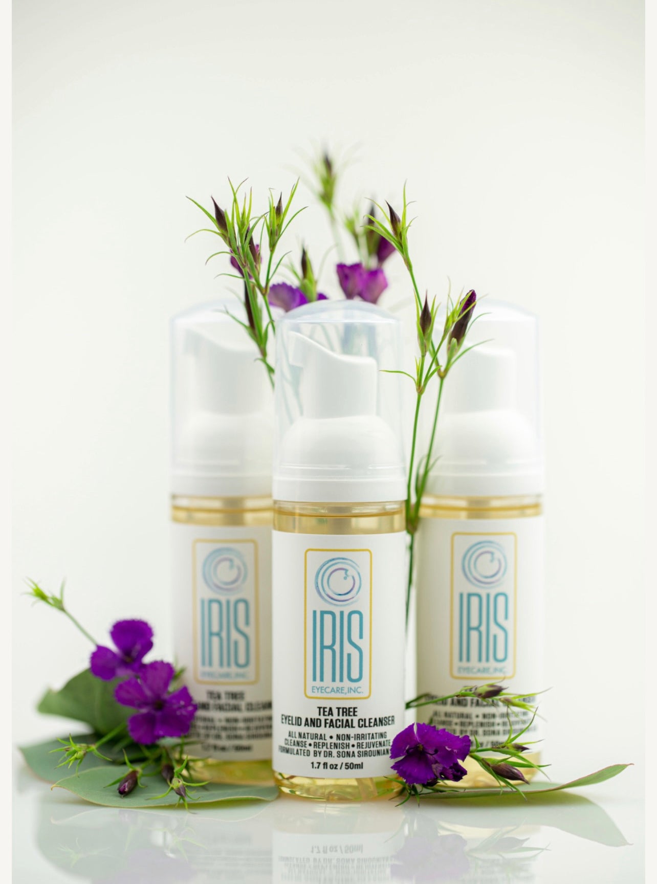 Tea Tree Cleanser - By Iris Eyecare Inc.