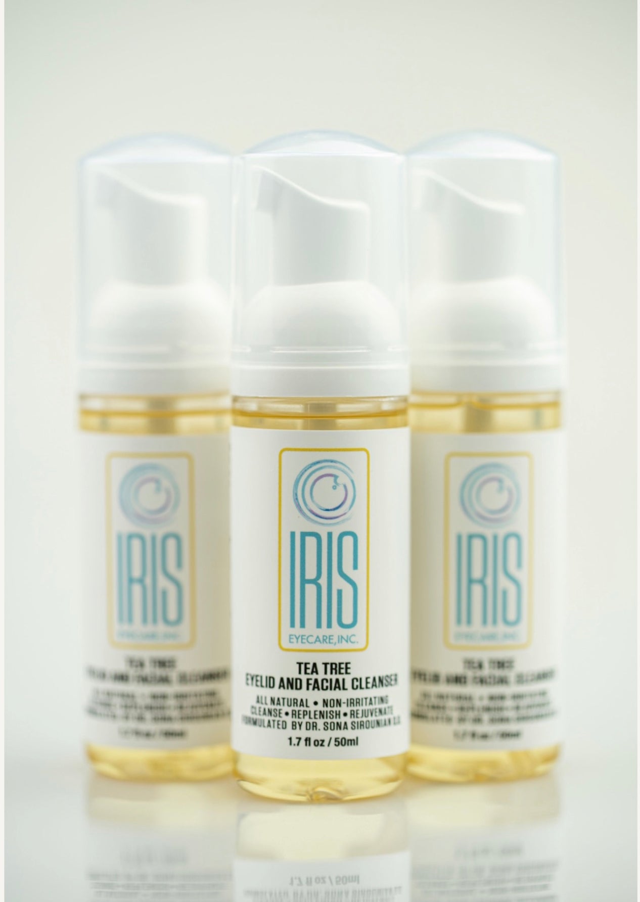 Tea Tree Cleanser - By Iris Eyecare Inc.